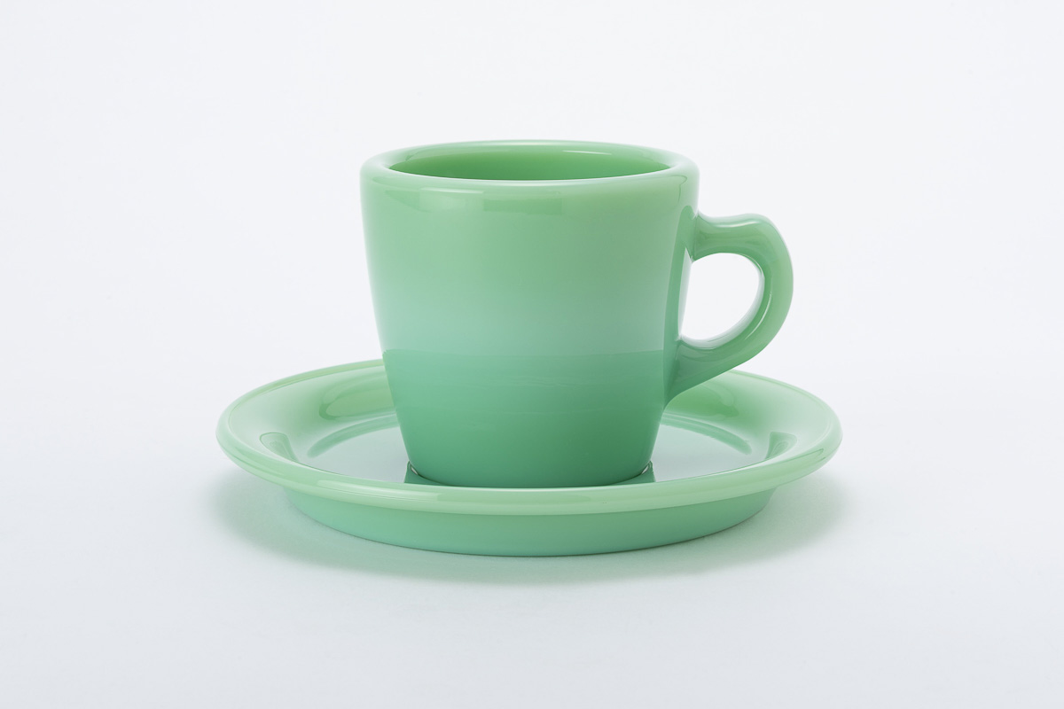 アメリカのダイナーでは定番だったファイヤーキングのカップ＆ソーサー