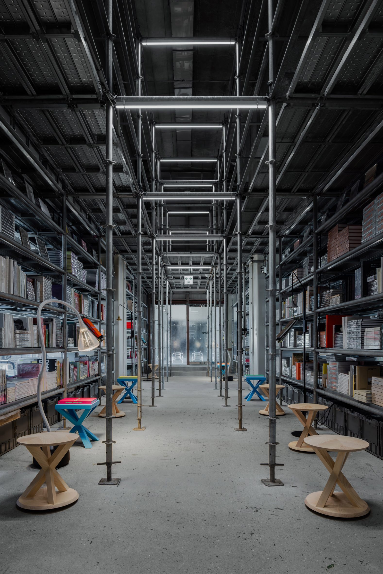 Herzog & de Meuron creates reading nooks at Tokyo art centre