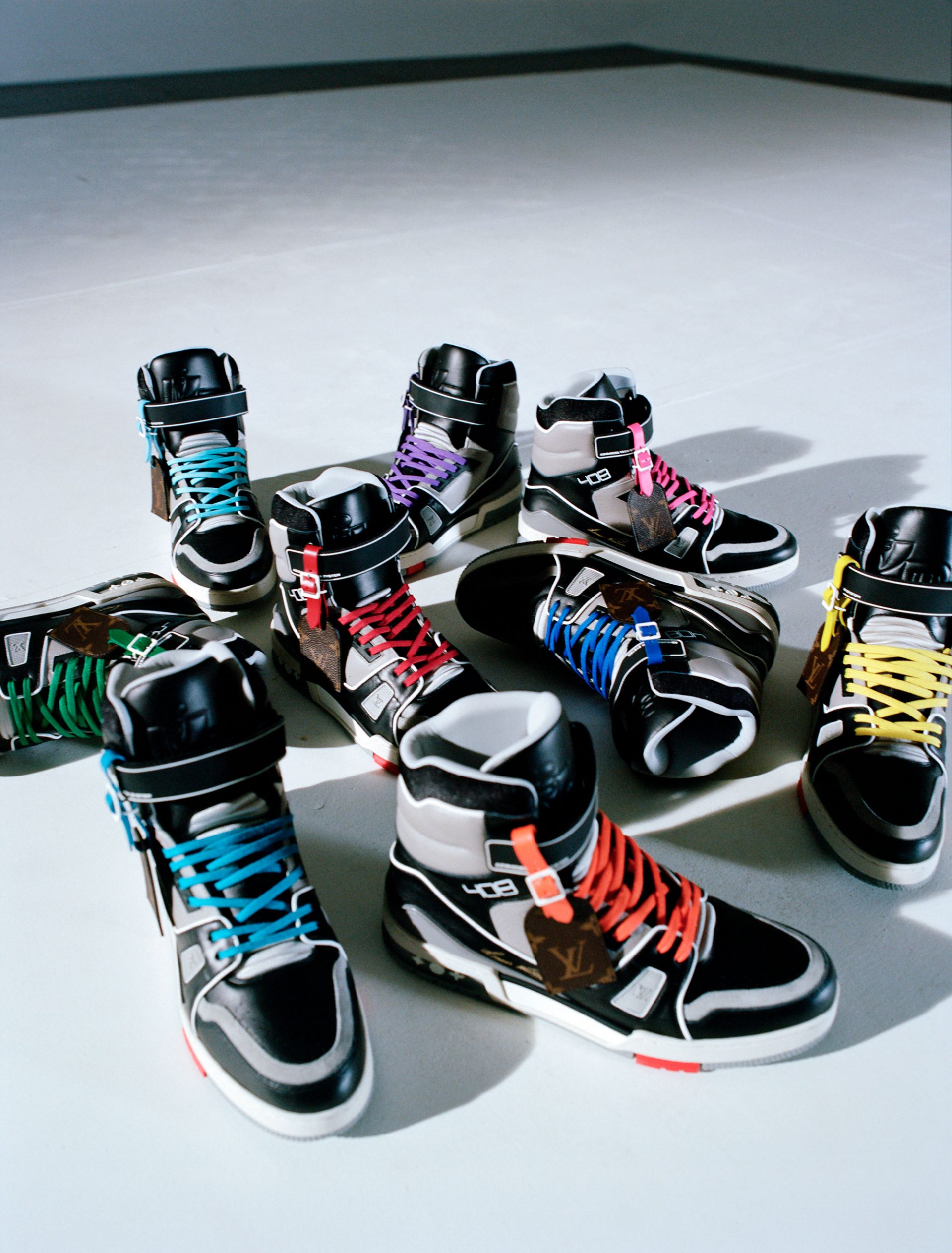 ルイ・ヴィトンより、世界の9都市を象徴する限定エディションの「LV