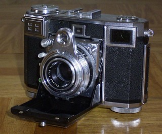 Contessa 35 - Camera-wiki.org - The free camera encyclopedia