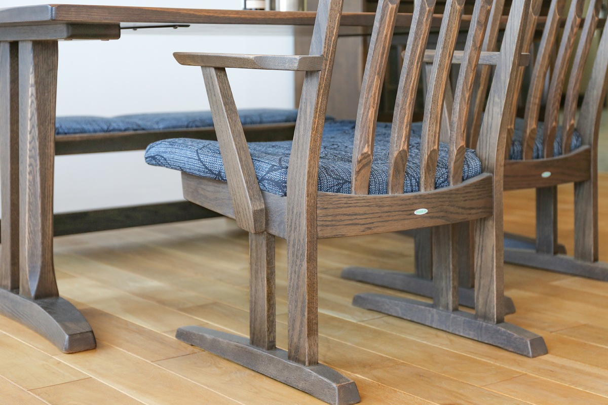 Sale L1 モチコ 飛騨高山 ibata 井端 オーク無垢 チェア ibata直営 木