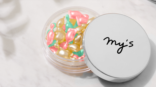 12万通り”の回答結果から、アナタ専用のカプセル型オーダメイド美容液