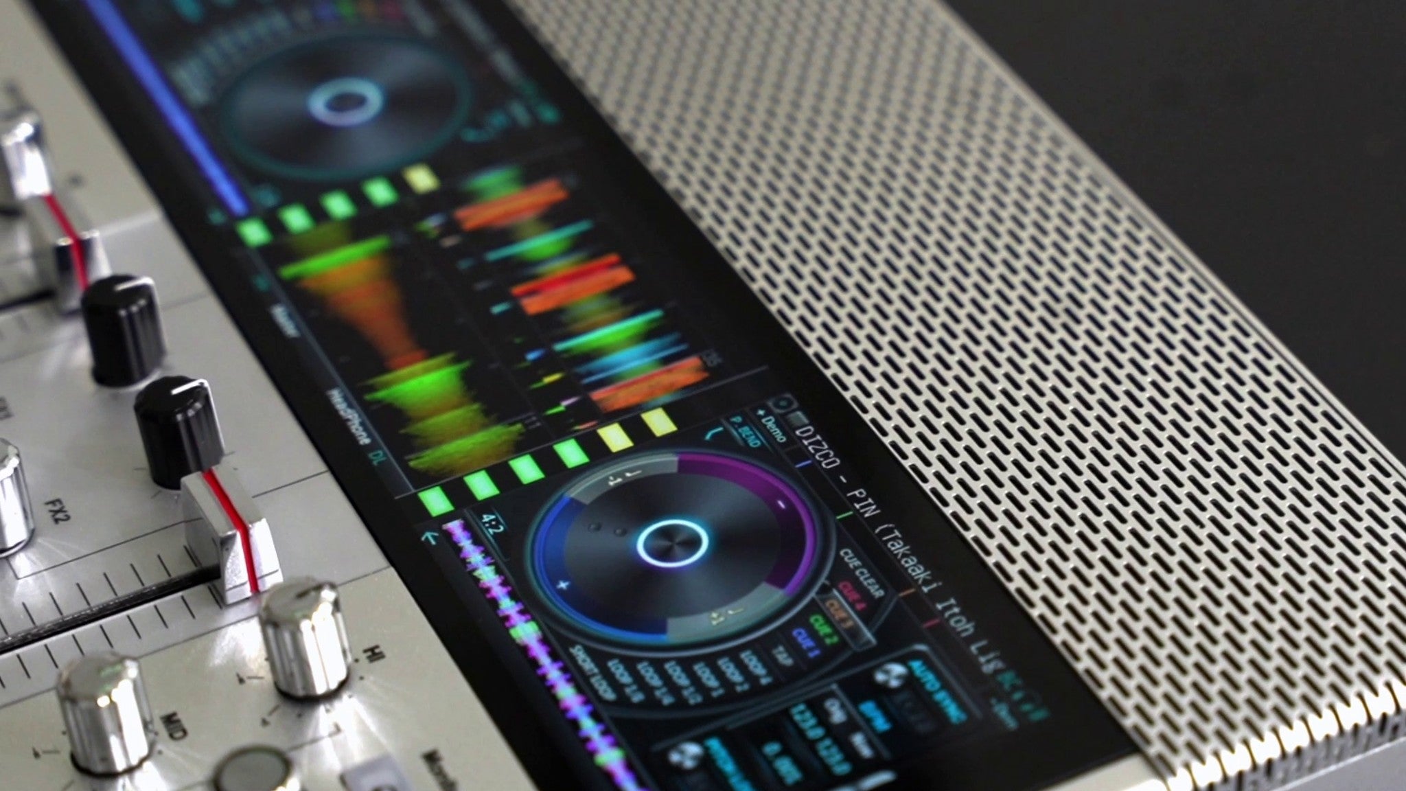 Makuake｜GODJ Plus 世界初！A4サイズのクラブハウス。スピーカー付き