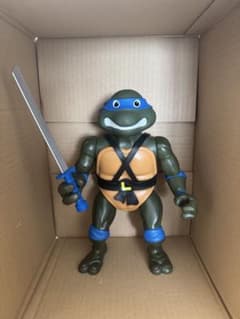 ミュータントタートルズ レオナルド フィギュア ソフビ - メルカリ