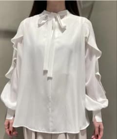 anana 袖プリーツデザインジョーゼット2WAYブラウス ホワイト - メルカリ