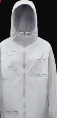 MONCLER 22s オールホワイト ナイロンジャケットブルゾン(売りつくし