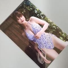 岸明日香生写真（A4）サイズ ☆当時物☆直筆サイン入り - メルカリ