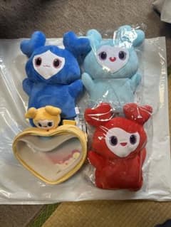 TWICE LOVELYS ぬいぐるみパペット ぴょこきゅんボディバッグ セット