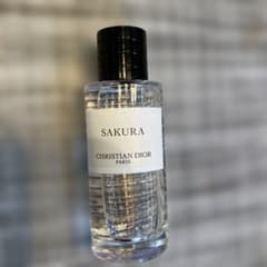 SAKURA クリスチャン・ディオール 香水 - メルカリ