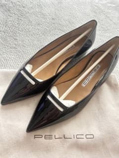 美品PELLICO ANIMAエナメルブラックフラットシューズ - メルカリ