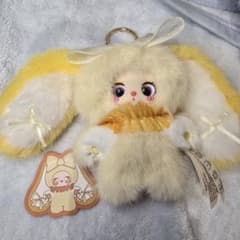 Liila's Rainbow Candy Bunny ぬいぐるみ - メルカリ