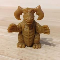 ウルトラマン怪獣消しゴム ベロン 茶色 ポピー - メルカリ