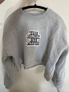 Black Eye Patch クロップドスウェット グレー - メルカリ