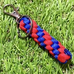 FC東京】2026イメージカラー パラコードキーホルダー - メルカリ