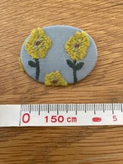 ミナペルホネン サンキューベリーバッジ - メルカリ