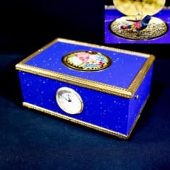 m56752949063_1.jpg?1748089435