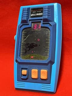 バンダイ ミサイルインベーダー 携帯ゲーム 昭和レトロ - メルカリ