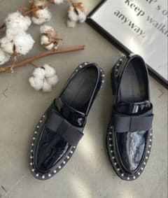 美品 Akiron x Donoban パールリボンローファー - メルカリ