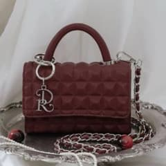 Darich DRチャームチョコレートハンドバッグ - メルカリ