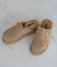 新品未使用♡IENAで購入モヒ MOHIファースリッポン ベージュ - メルカリ