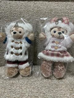ダッフィー＆シェリーメイ ウインターホリデー ぬいぐるみバッジ
