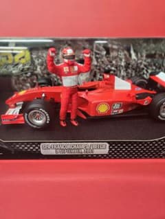 Ferrari F2001 限定版ミニカーミハエルシューマッハ 52勝記念モデル