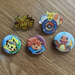 ポケモンセンターピンバッジ、缶バッジセット - メルカリ