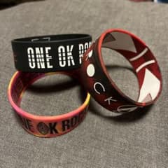 ☆one ok rock ワンオク ラバーバンド 3種セット - メルカリ