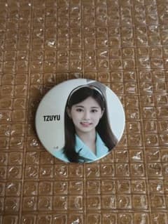 TWICE ツウィ BDZ缶バッジ - メルカリ