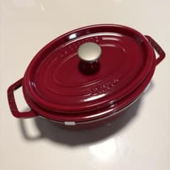 STAUB ストウブ ピコ ココットオーバル23cm チェリー レッド 鍋 - メルカリ