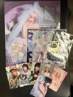 2026年最新】みぃ 写真集の人気アイテム - メルカリ