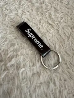 2026年最新】SUPREME レザーキーホルダーの人気アイテム - メルカリ