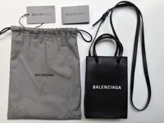 2026年最新】フォンホルダー バレンシアガの人気アイテム - メルカリ