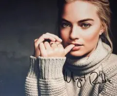 2026年最新】マーゴット・ロビー サインの人気アイテム - メルカリ