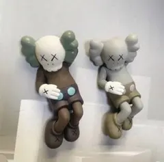 2026年最新】kawsフィギュアの人気アイテム - メルカリ