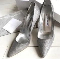 2026年最新】マノロブラニクの人気アイテム - メルカリ