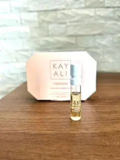 2026年最新】kayali 香水の人気アイテム - メルカリ