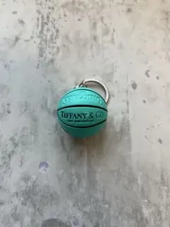 2026年最新】tiffany&co バスケットボールキーホルダー spaldingの人気
