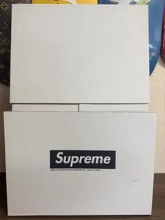 2026年最新】カレンダー supremeの人気アイテム - メルカリ