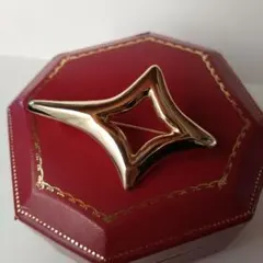 2026年最新】givenchy ブローチの人気アイテム - メルカリ