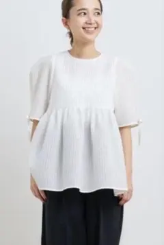 2026年最新】yori フクレフレアブラウスの人気アイテム - メルカリ