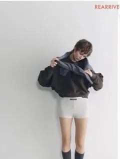 2026年最新】volumeスウェットプルオーバーの人気アイテム - メルカリ