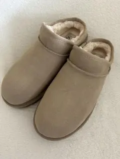 2026年最新】UGG CLASSIC slipper 24の人気アイテム - メルカリ