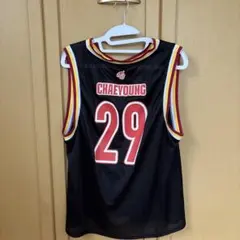 2026年最新】TWICEユニフォームの人気アイテム - メルカリ