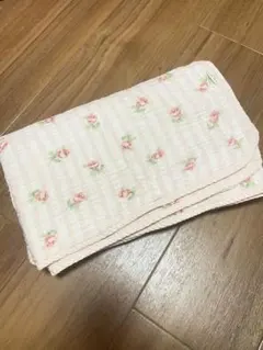 2026年最新】ローラアシュレイ ブランケットの人気アイテム - メルカリ