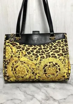 2026年最新】ヴェルサーチ レオパード バッグの人気アイテム - メルカリ