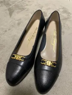 2026年最新】フェラガモ 5Cの人気アイテム - メルカリ