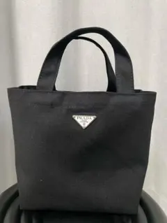 2026年最新】プラダノベルティバッグの人気アイテム - メルカリ