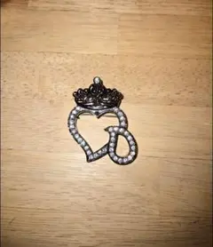 2026年最新】ナンバーナイン ブローチの人気アイテム - メルカリ