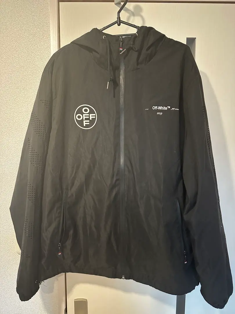 2026年最新】OFF-WHITE 素材：ナイロン ナイロンジャケットの人気